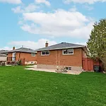 Hamilton Mountain Duplex On Winchester Blvd