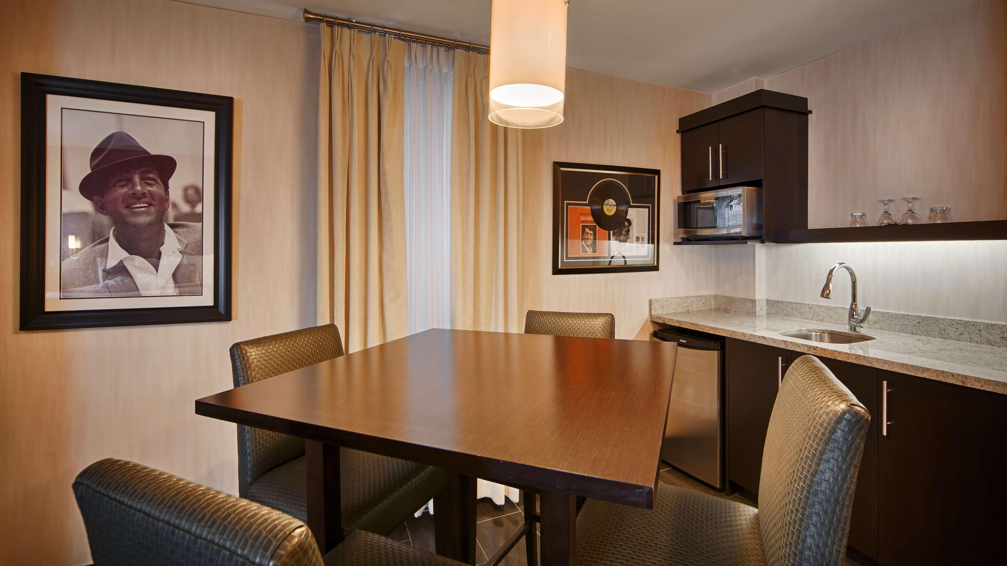 C By Carmen's, Bw Premier Collection Hotel 4*