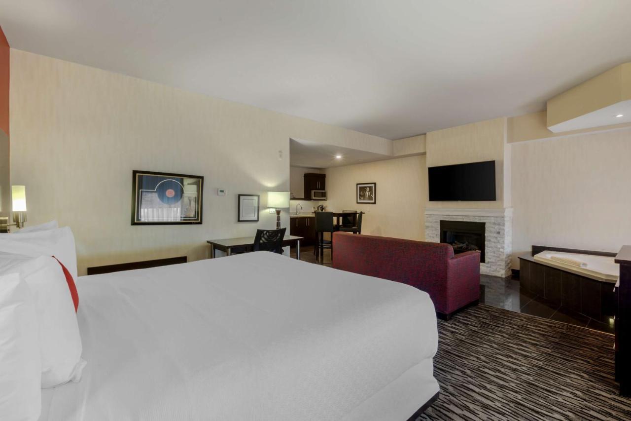 Hotel C By Carmen's, Bw Premier Collection Hamilton