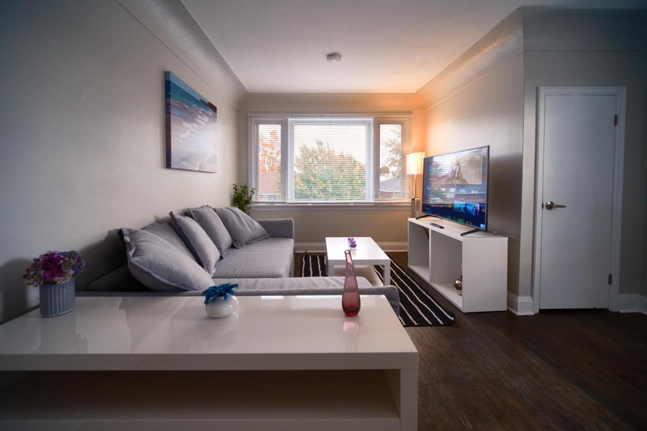Apartment Chic Retreat - Comfy Beds - Garden - Pool Hamilton