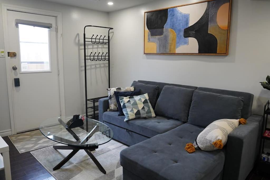 Patio Prive, Equipe Et Spacieux. Holiday home Hamilton
