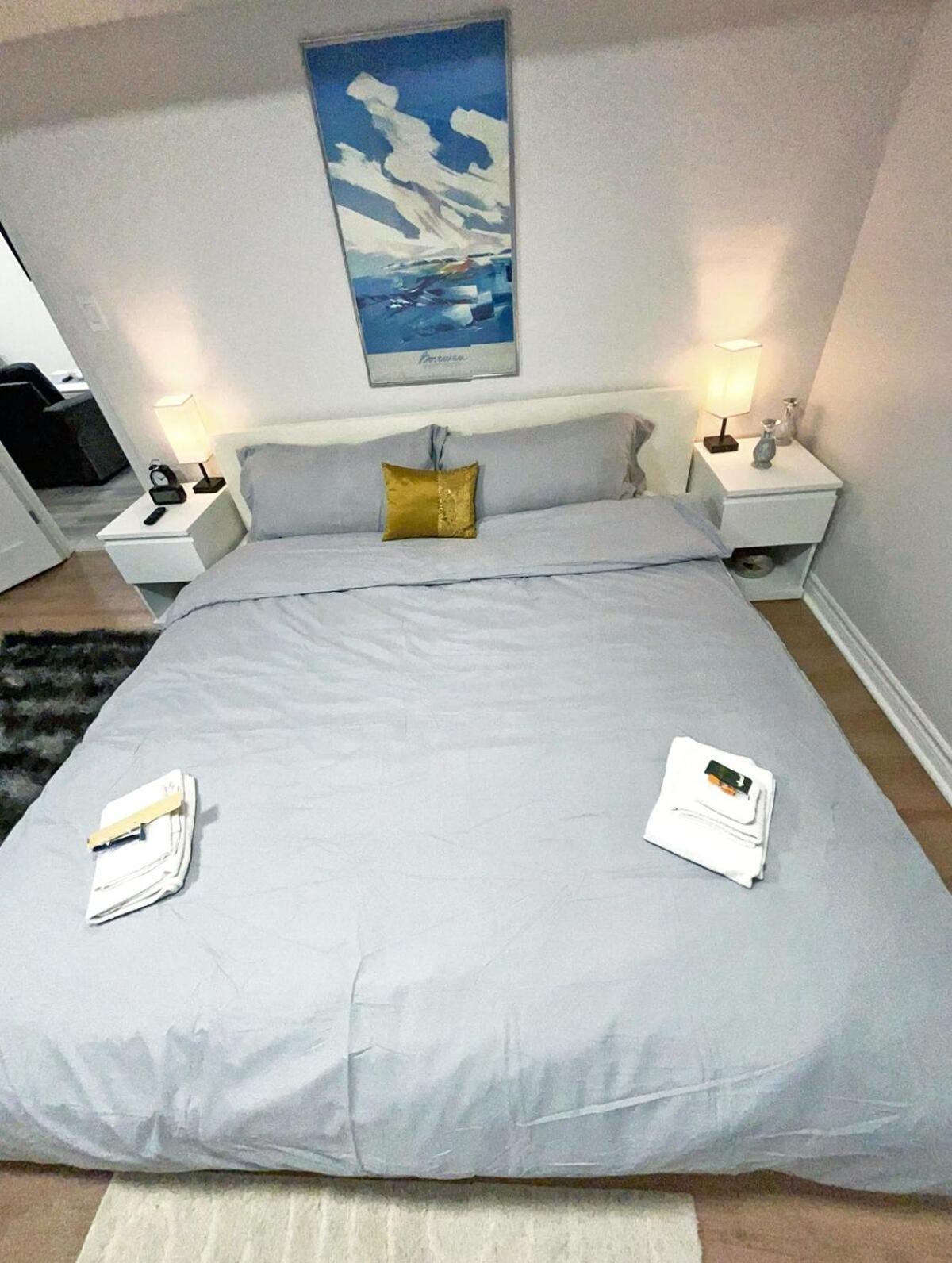 Chic Retreat - Cozy Winter Getaway Apartment