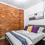 1Br - Boutique Apartment - Prime Location