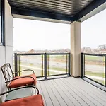 Modern Hamilton Homes Lake Ontario Shore By Globalstay