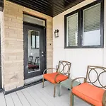 Modern Hamilton Homes Lake Ontario Shore By Globalstay