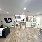 Luxe Home Near Limeridge - Sleeps 11 - Pool