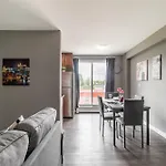 2Br Apt - Near Downtown Hamilton - Sleeps 6