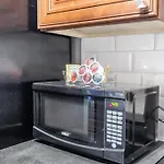 1Br Apartment In Glenview West