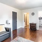 James South Area 1Br Apartment