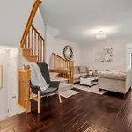 Ninos Place