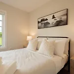 Spotless 5 Bed And 4 Bath With Wi-Fi And 1Hr To Niagara