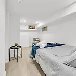 Cozy 6Br Home Ticats Hospitals Beach First Ontario