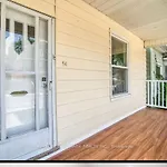 H Men\'S Dormitory