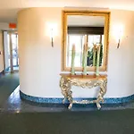 Admiral Inn Hamilton