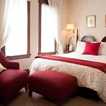 Homestead House B&B