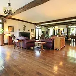 Downtown Hamilton Guesthouse Near Airport & St. Joseph\'S Hospital