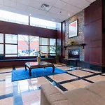 Hamilton Plaza Hotel And Conference Center