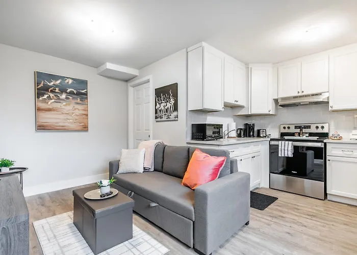 1Br Condo On James Street North