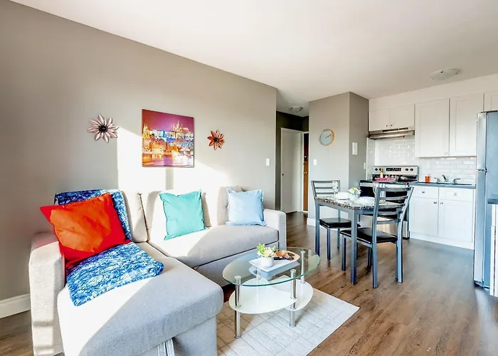 Near Downtown - Glenview West Apartment W Patio