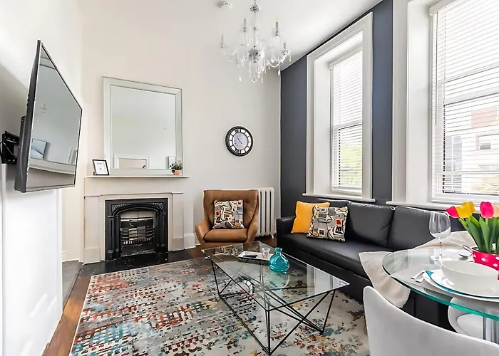 Apartment In The James South Area