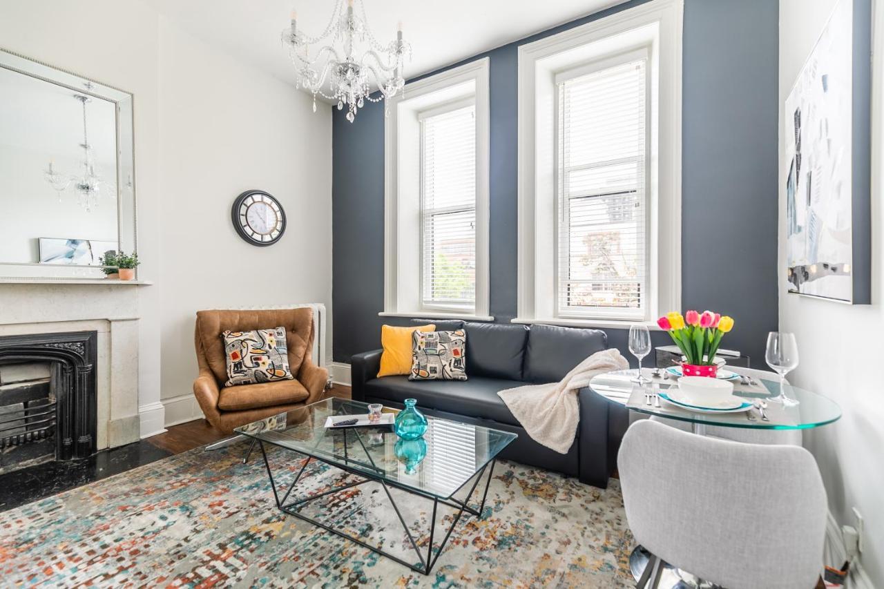 Upscale 1br - Boutique - Prime Location Downtown!