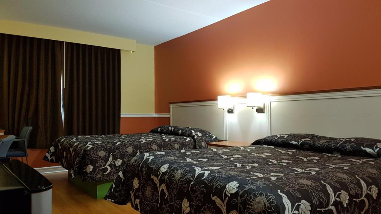 Budget 2000 Inn Hamilton