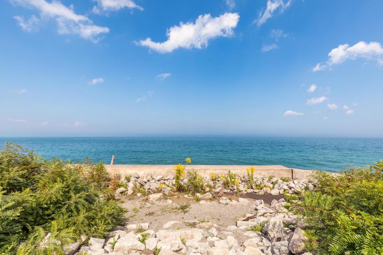 Globalstay Modern Townhomes In Lakeshore Steps To The Beach