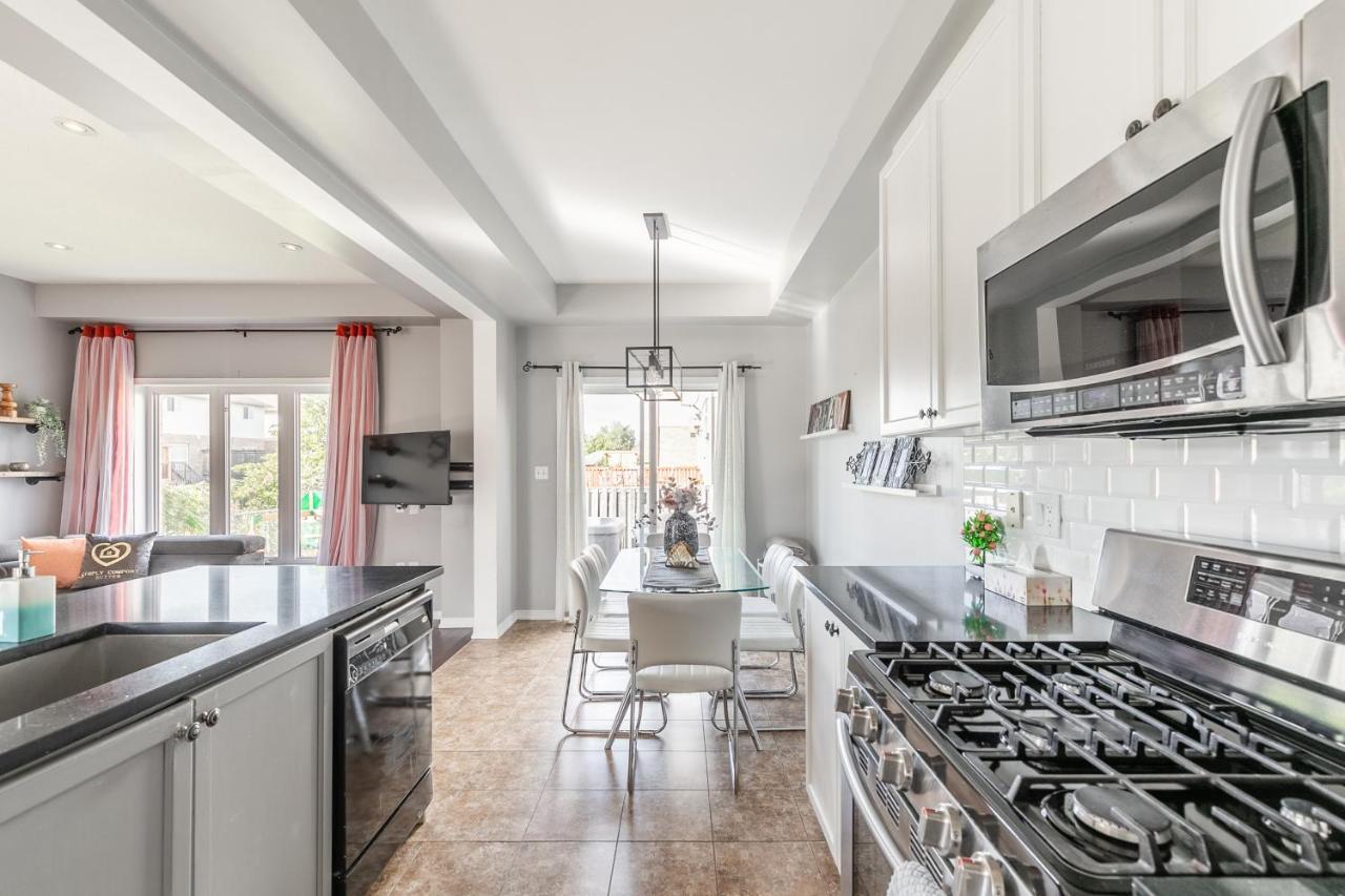 3br 2ba Townhomes With Hot Tub & Bbq By Globalstay * Hamilton