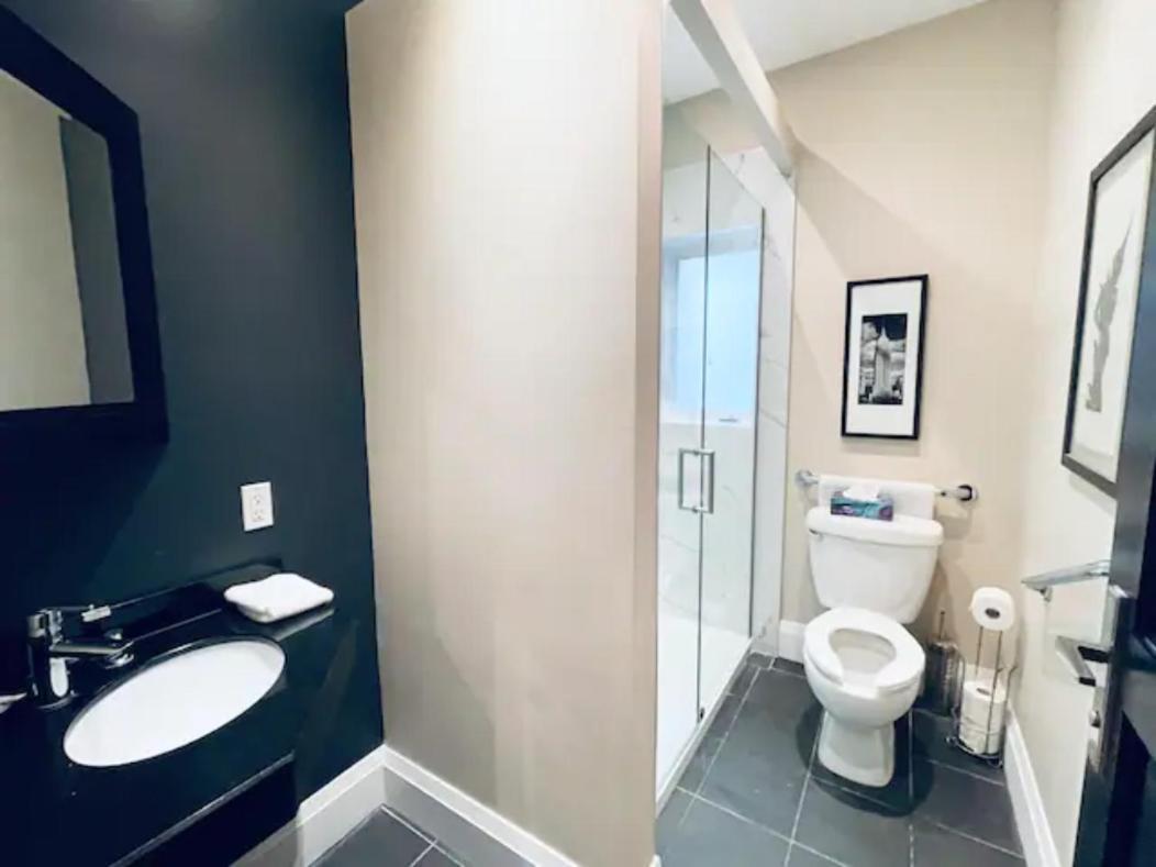 Aparthotel Chic Two Bedroom Downtown