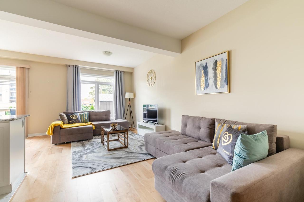 Globalstay Modern Townhomes In Lakeshore Steps To The Beach Hamilton