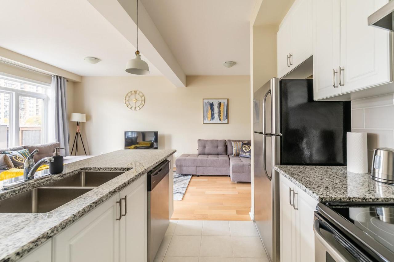 Globalstay Modern Townhomes In Lakeshore Steps To The Beach * Hamilton