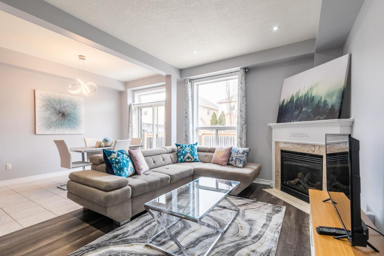 Holiday home 3br 2ba Townhomes With Hot Tub & Bbq By Globalstay Hamilton
