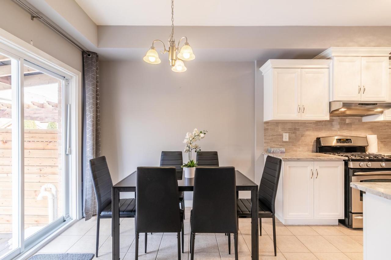 3br 2ba Townhomes With Hot Tub & Bbq By Globalstay Holiday home Hamilton