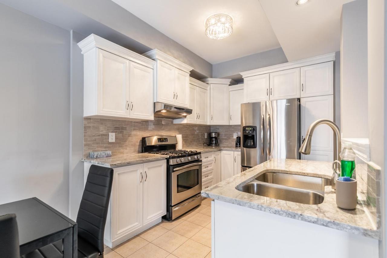3br 2ba Townhomes With Hot Tub & Bbq By Globalstay * Hamilton