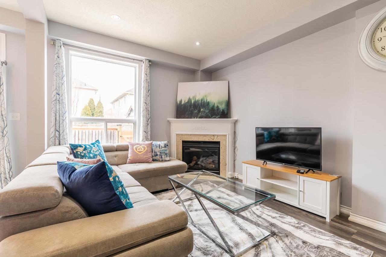 Holiday home 3br 2ba Townhomes With Hot Tub & Bbq By Globalstay