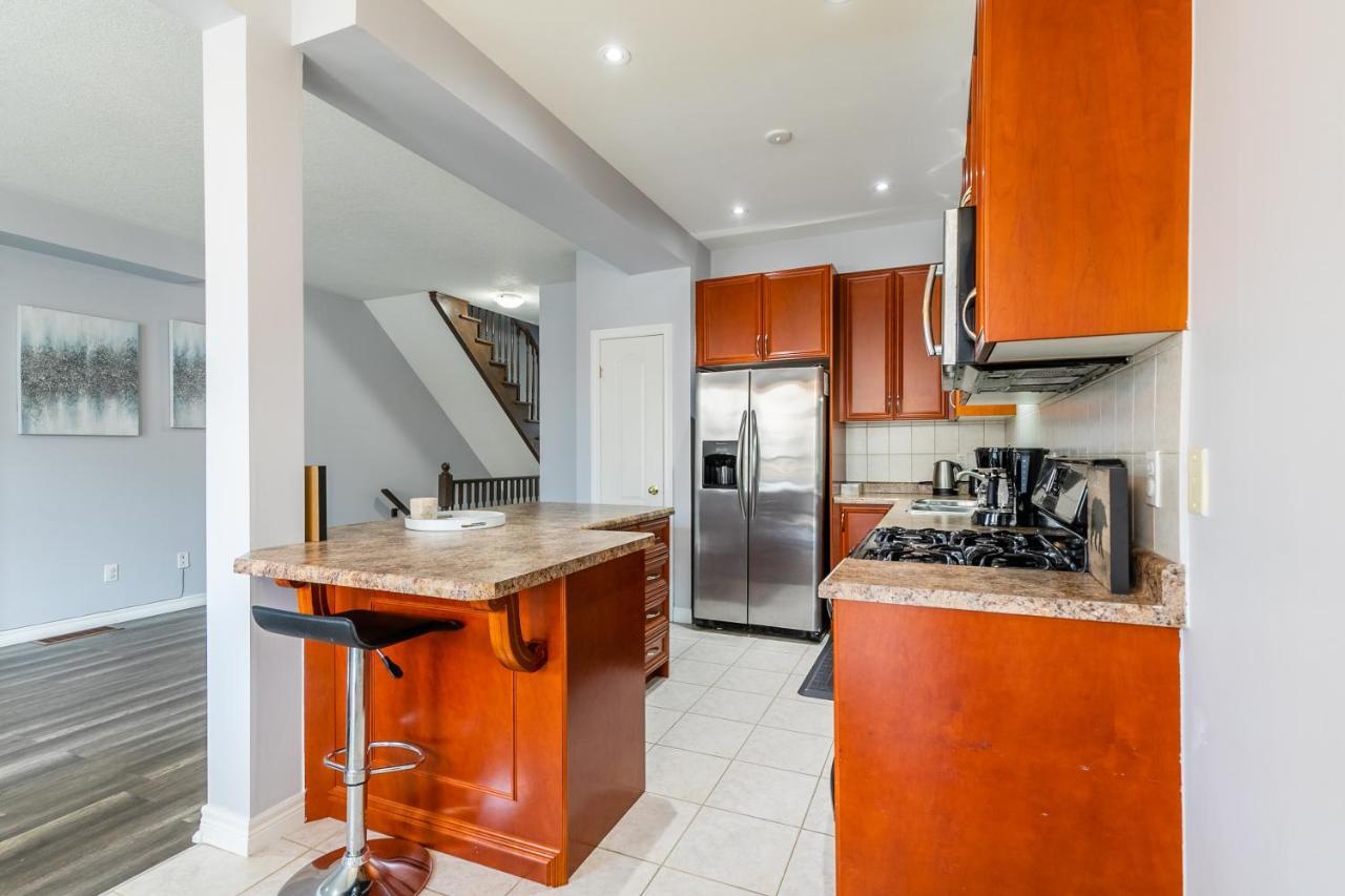 Holiday home 3br 2ba Townhomes With Hot Tub & Bbq By Globalstay *