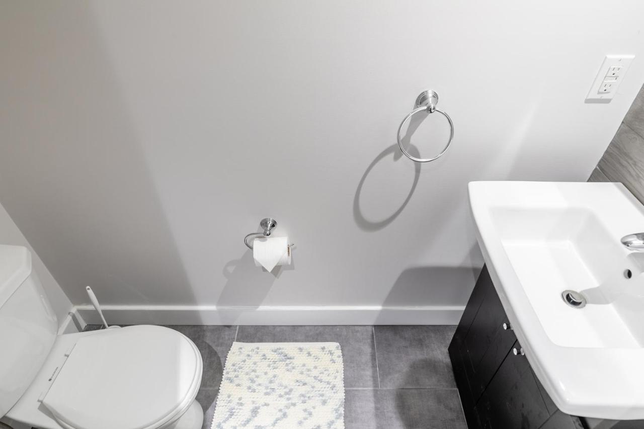 Luxury 3br 2ba Townhome With Private Hot Tub, Gym, Bbq By Globalstay *