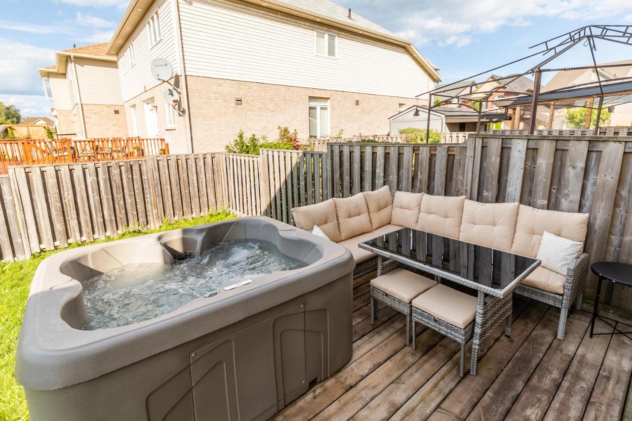 Luxury 3br 2ba Townhome With Private Hot Tub, Gym, Bbq By Globalstay