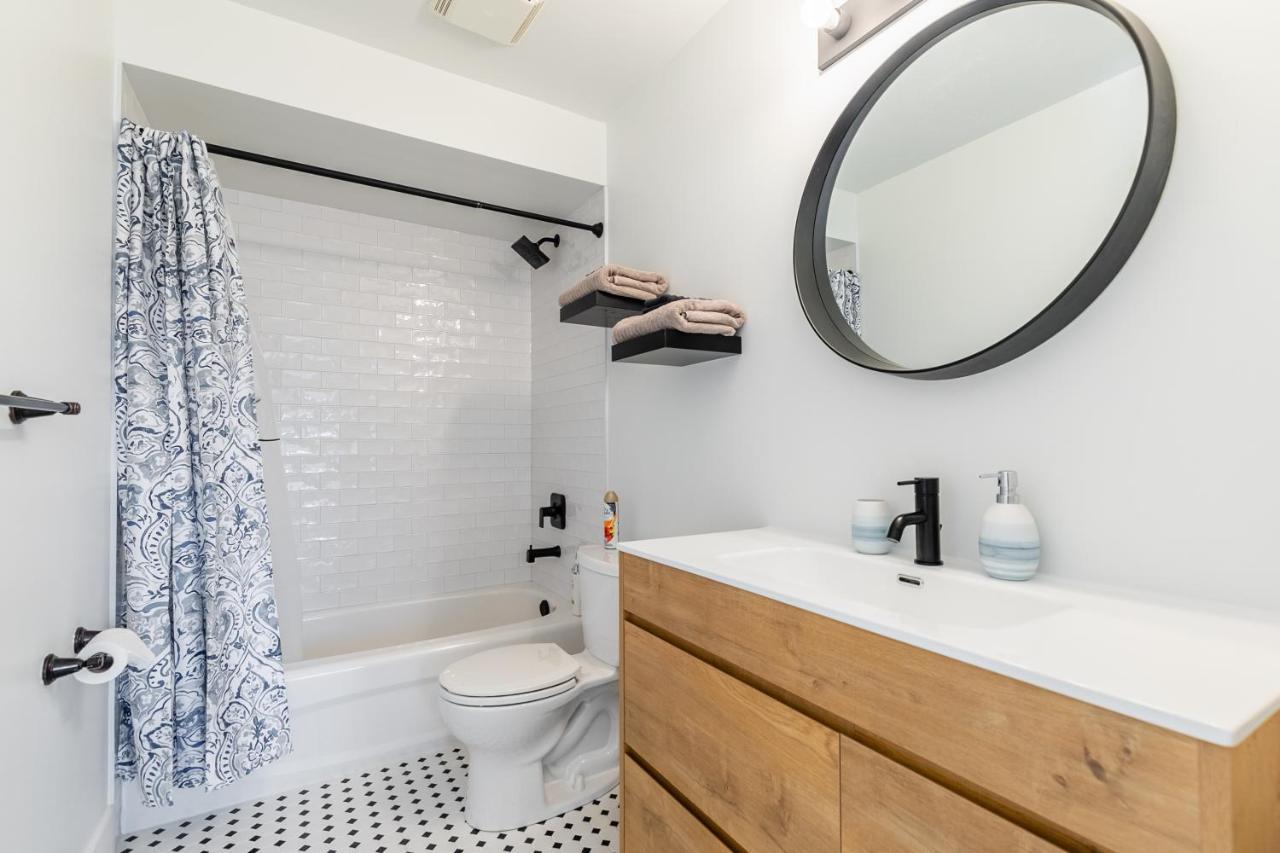 Apartment Luxury 3br 2ba Townhome With Private Hot Tub, Gym, Bbq By Globalstay