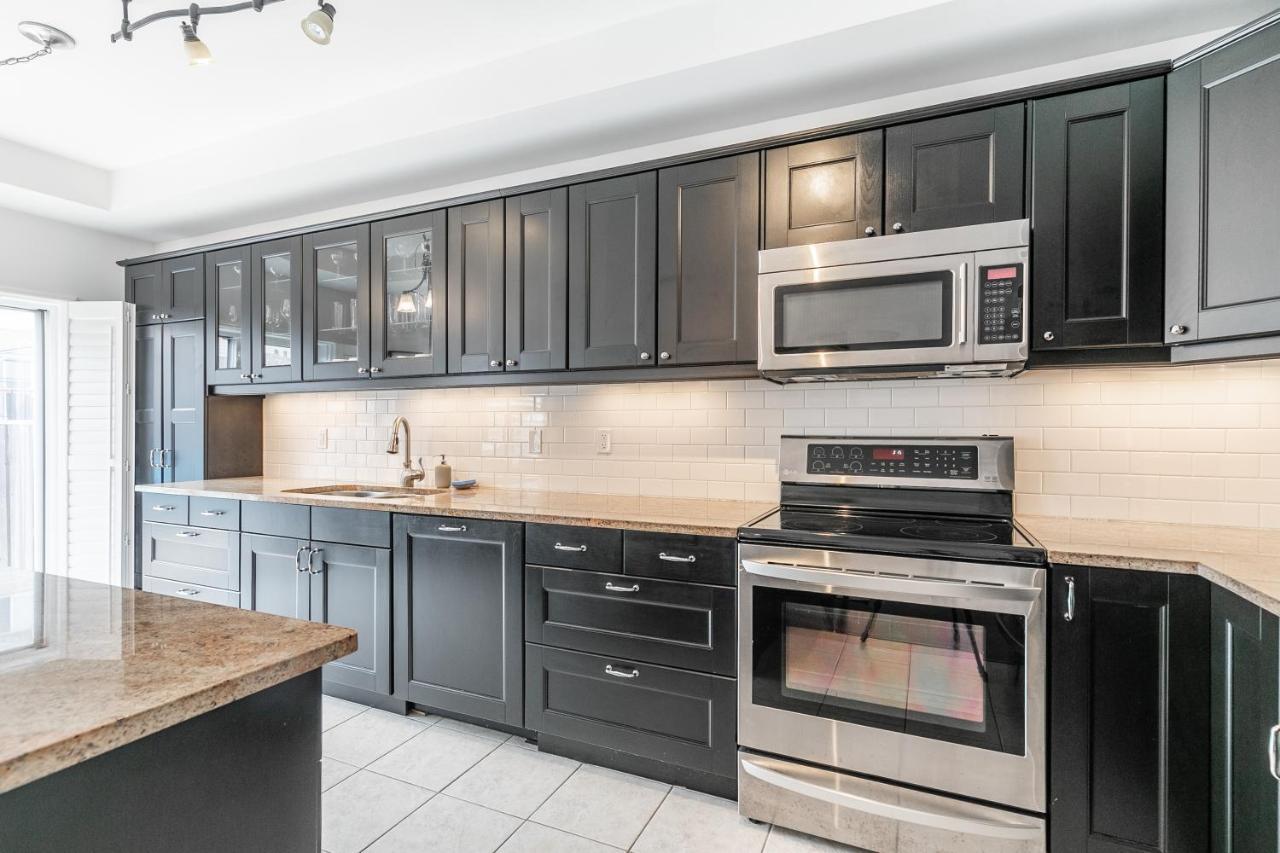 3br 2ba Townhomes With Hot Tub & Bbq By Globalstay * Hamilton
