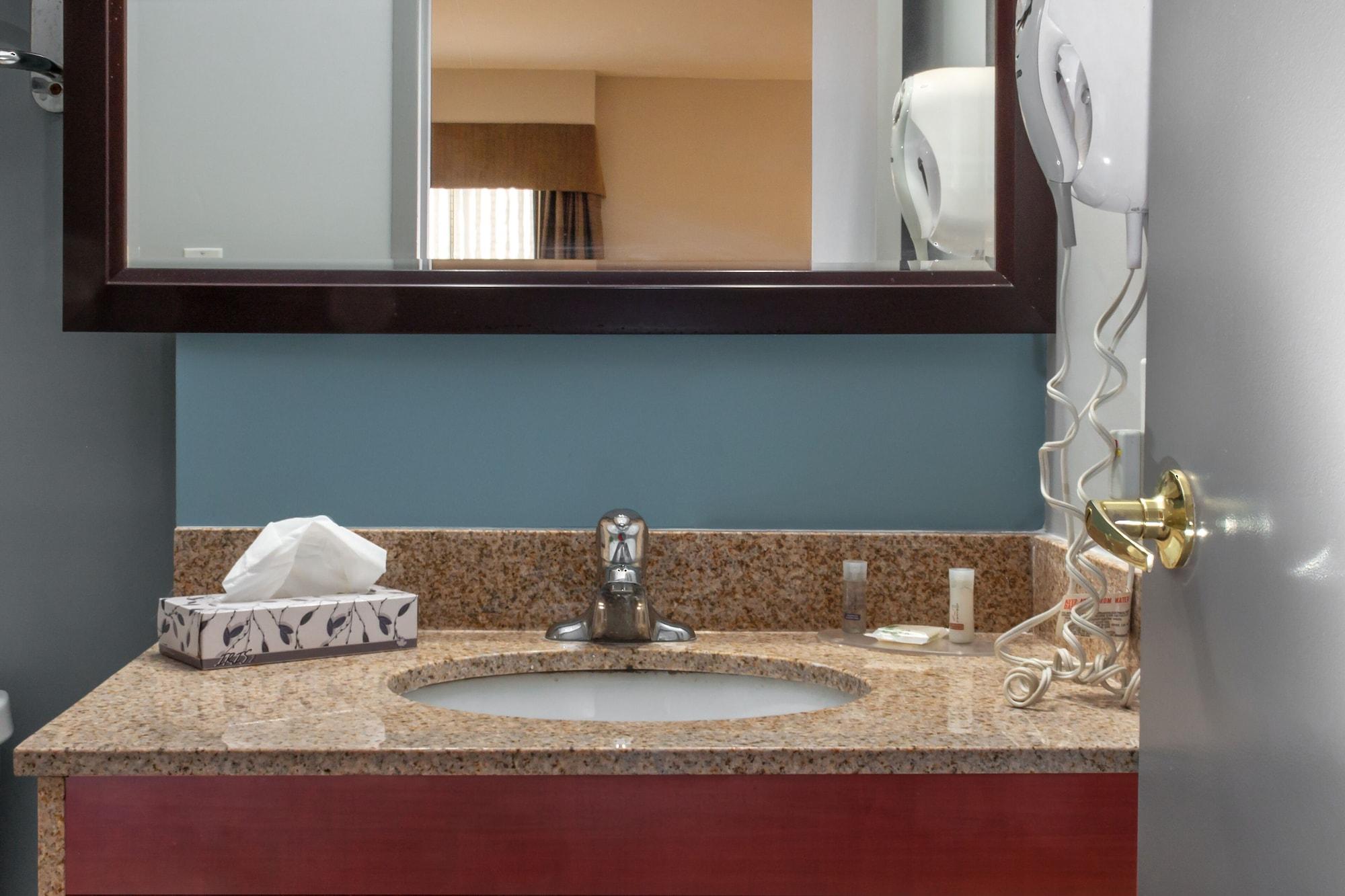 Hotel Days By Wyndham - Downtown 3*