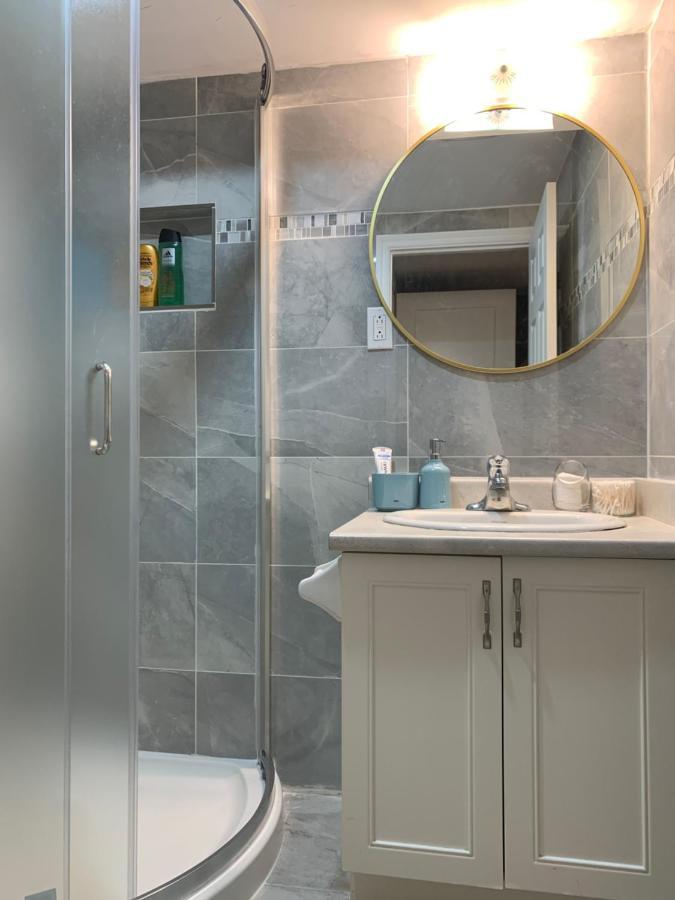 Greenhill Basement With Spacious Patio Apartment Hamilton