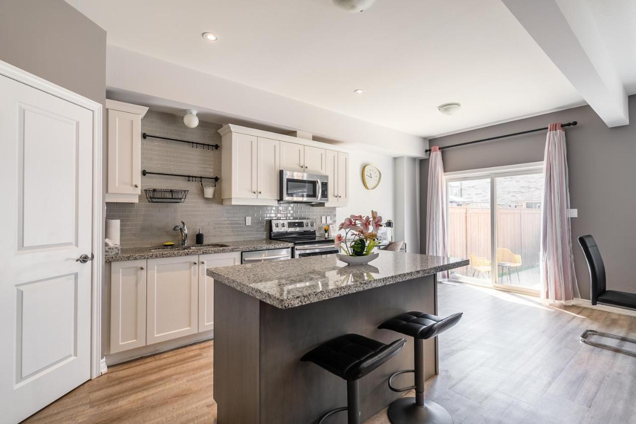 Apartamento Modern Homes Ontario Shore By Globalstay Hamilton