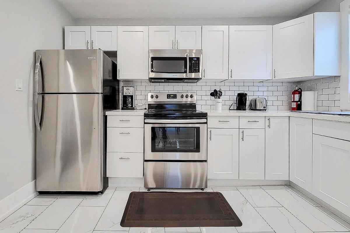 Aberdeen Apartment *