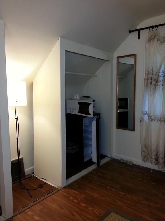 Guest house West 2*