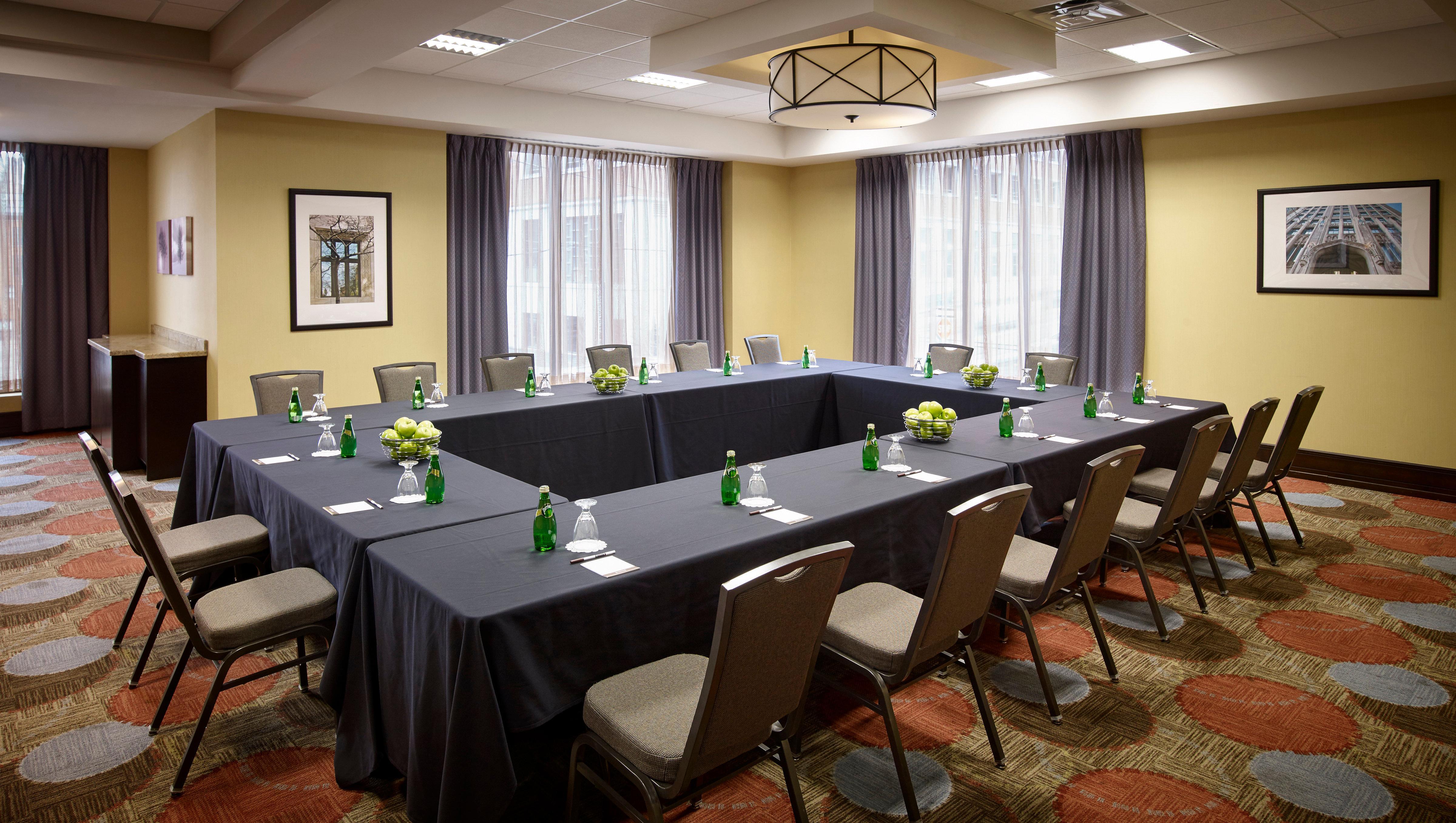 Staybridge - Downtown By Ihg Hotel Hamilton
