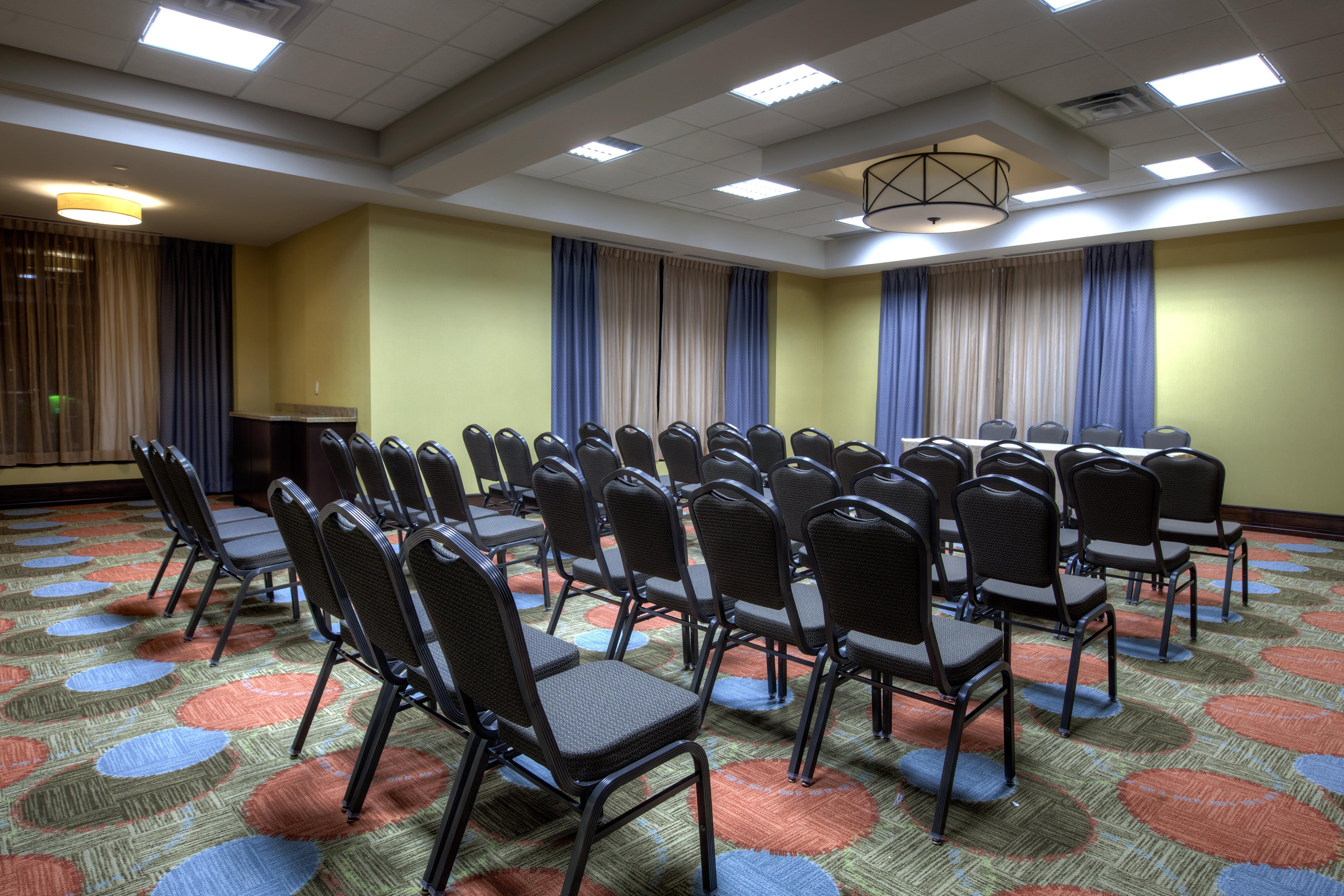 Staybridge - Downtown By Ihg Hamilton
