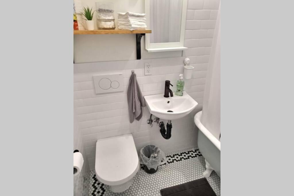 Dundurn Dwelling-charming Century