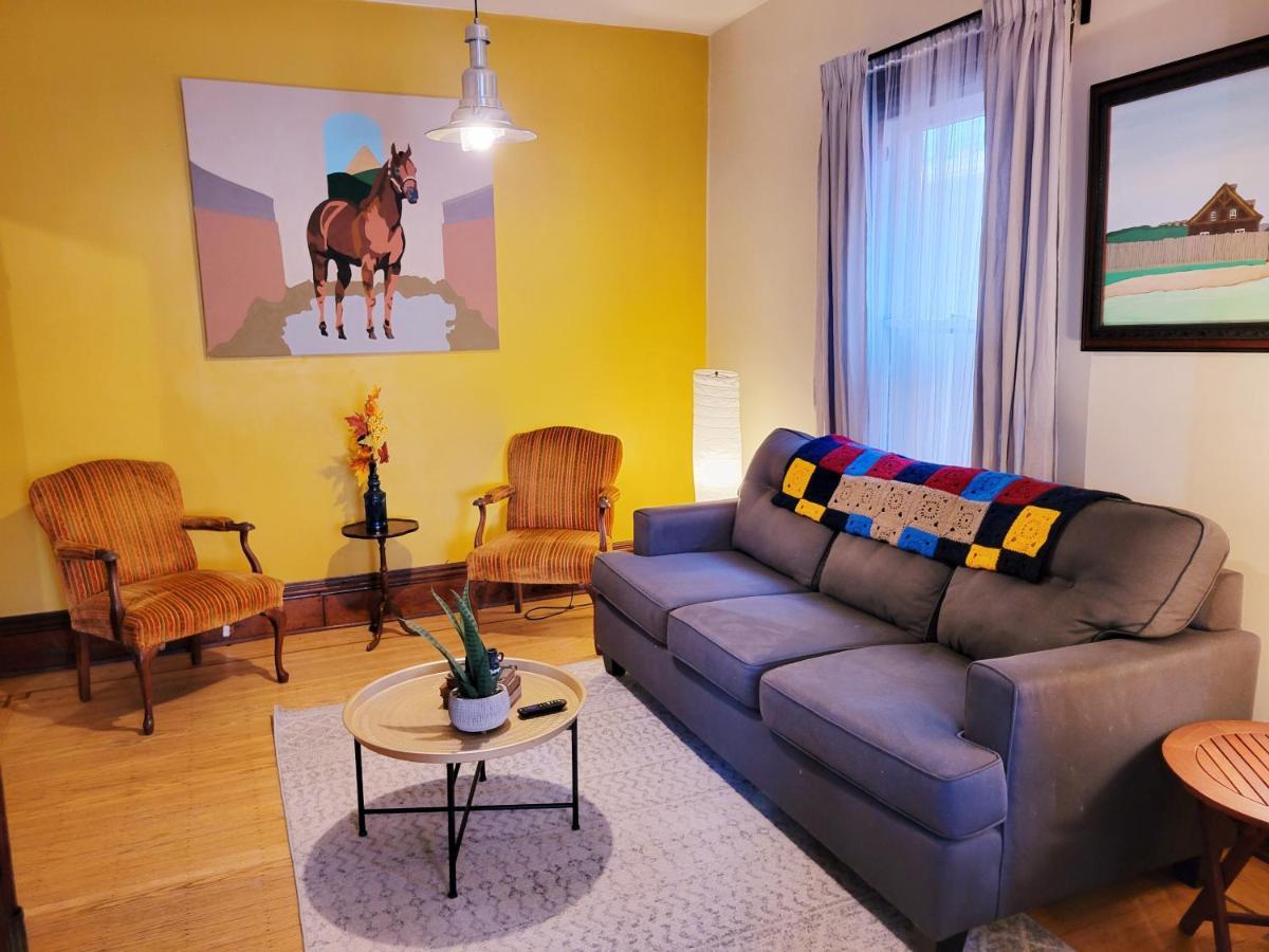 Holiday home Dundurn Dwelling-charming Century *
