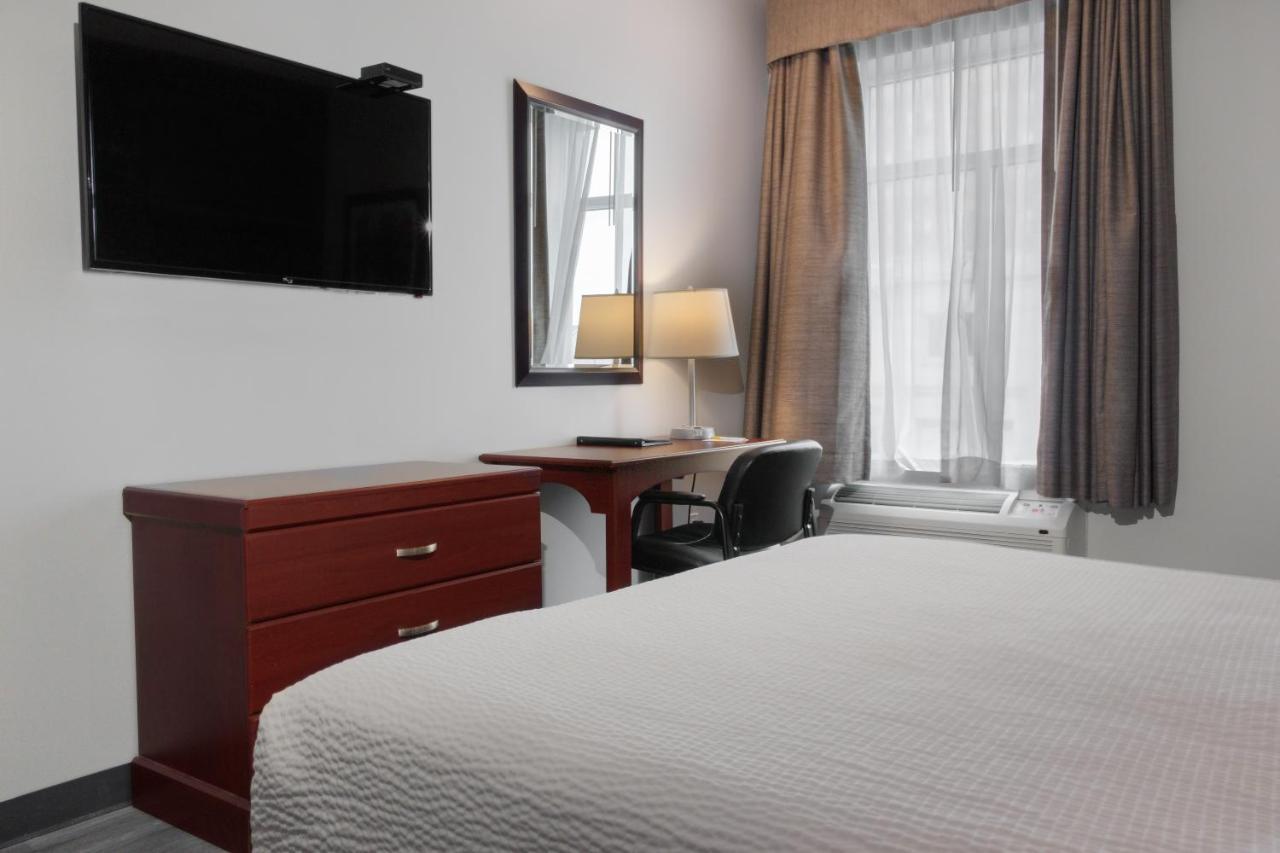 Hotel Premier & - Downtown Hamilton